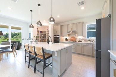 Welcome to your new home in Heron Preserve, of Tradition Port St - photo 10