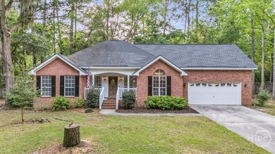 Welcome to your private retreat in Oak Point! Situated on a - photo 8