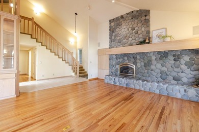 Exceptional golf course home on .33-acre lot in Rivers Edge - photo 12