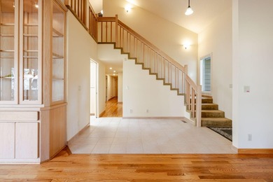 Exceptional golf course home on .33-acre lot in Rivers Edge - photo 17