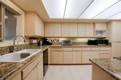 Exceptional golf course home on .33-acre lot in Rivers Edge - photo 18