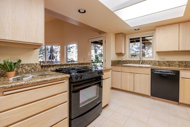 Exceptional golf course home on .33-acre lot in Rivers Edge - photo 19