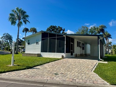 Resort-Style Living in a Beautifully Updated 2-Bedroom + Flex - photo 3