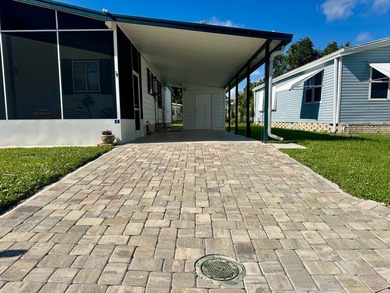 Resort-Style Living in a Beautifully Updated 2-Bedroom + Flex - photo 4