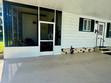 Resort-Style Living in a Beautifully Updated 2-Bedroom + Flex - photo 6