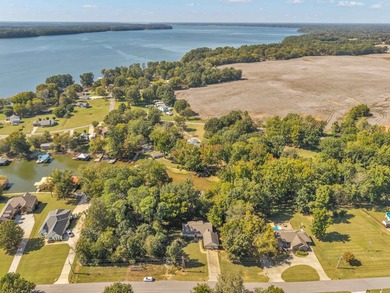 140' Seasonal Waterfront & Nestle on private wooded 0.75 Ac +/-! - photo 56