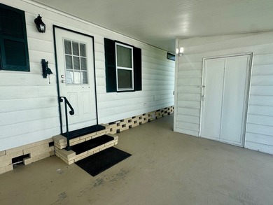 Resort-Style Living in a Beautifully Updated 2-Bedroom + Flex - photo 7