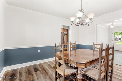Welcome to this spacious and beautifully appointed 4-bedroom - photo 8