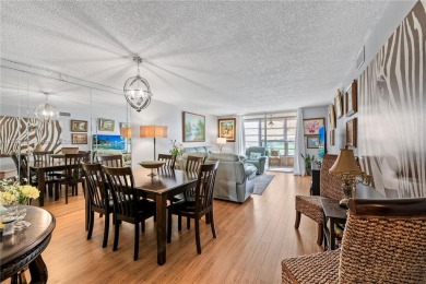 Lake Condo For Sale in Sunrise, Florida
