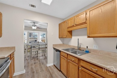 Welcome to easy, one-level living in the heart of Richmond - photo 7