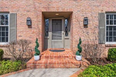 Classic red brick Georgian Colonial on a private setting east of - photo 2