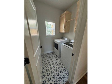 Come and enjoy all the beautiful amenities in this New home - photo 4