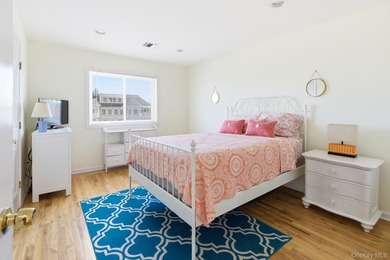 Escape to 818 Dune Road, a stunning bayfront retreat offering 70 - photo 16