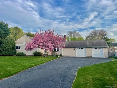 Located in tranquil area of Northport, Just North of 25A, this - photo 1