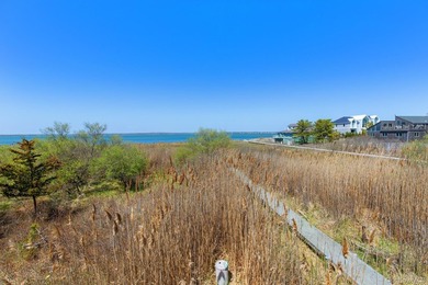 Escape to 818 Dune Road, a stunning bayfront retreat offering 70 - photo 27