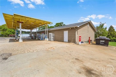 Located just off Interstate 20 in Buckhead, GA near Lake Oconee - photo 9