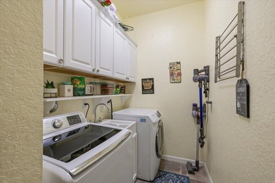 Welcome to easy, low-maintenance Florida living in the - photo 10
