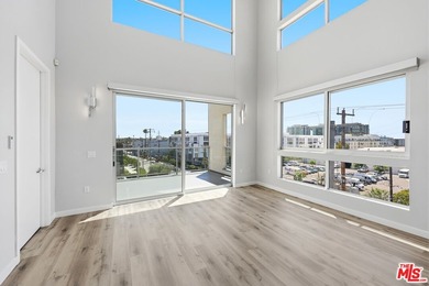 Penthouse Living Elevated. Discover a rare 1,930 sq. ft - photo 1