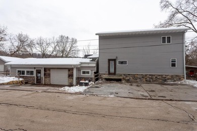 Lake Home For Sale in Dubuque, Iowa