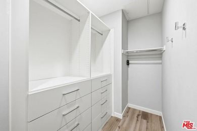 Penthouse Living Elevated. Discover a rare 1,930 sq. ft - photo 10
