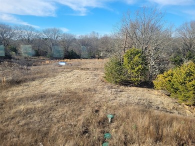 Custom-built steel shop home built in 2022 on over 10 acres - photo 15