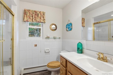 Lovely Ranch featuring large Primary Bedroom with Bath - photo 26