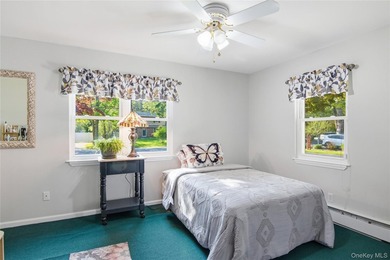 Lovely Ranch featuring large Primary Bedroom with Bath - photo 27
