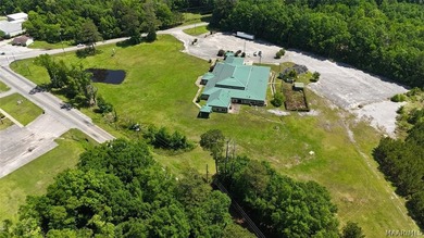 Nestled on 11.62 scenic acres with a tranquil pond at the front - photo 36
