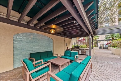 Beautifully Remodeled Corner Unit - Close to Las Olas The - photo 39