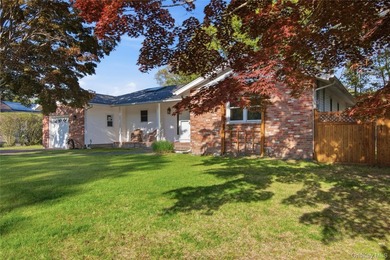 Lovely Ranch featuring large Primary Bedroom with Bath - photo 43