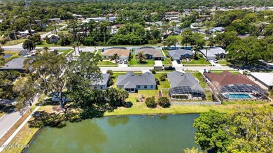 Peaceful water views and over 2,000 square feet of thoughtfully - photo 45