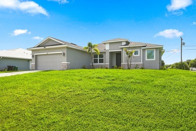 Experience modern luxury in this exceptional 2023 custom-built - photo 4