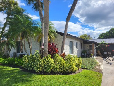 Lake Home For Sale in Orlando, Florida