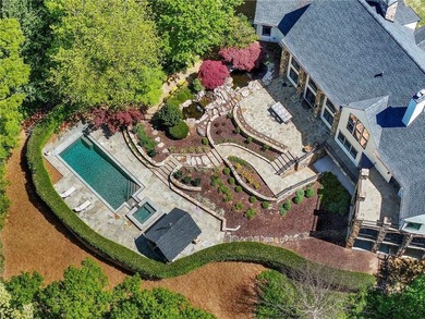 Beautifully updated, this one-of-a-kind property features a - photo 4