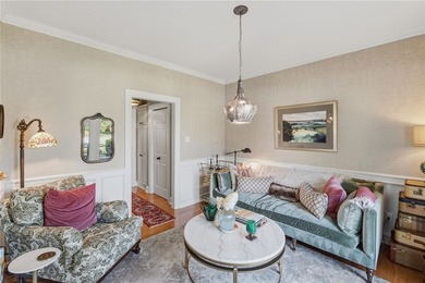 Charming, exceptionally maintained, and thoughtfully updated - photo 12