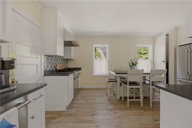 Beautifully restored Colonial blending Newport's timeless - photo 17