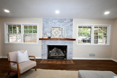 Nestled in the highly sought-after Sunset Heights neighborhood - photo 8