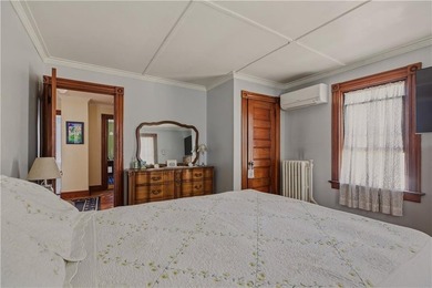 Beautifully restored Colonial blending Newport's timeless - photo 25