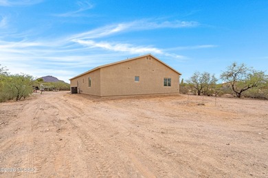 New Construction on nearly an acre of land and no HOA! Quiet - photo 29