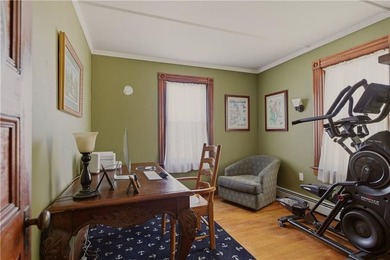 Beautifully restored Colonial blending Newport's timeless - photo 32