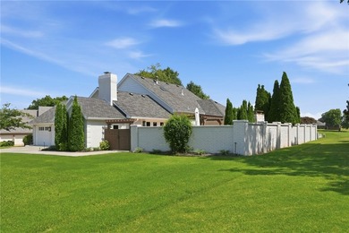 Charming, exceptionally maintained, and thoughtfully updated - photo 35