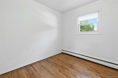 Welcome to this beautiful freshly painted, 5-bedroom, 2 bath - photo 14