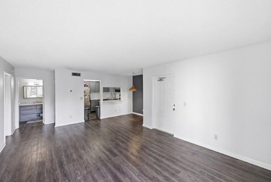 Tastefully updated 1BR/1BA condo in the gated community of Pine - photo 19