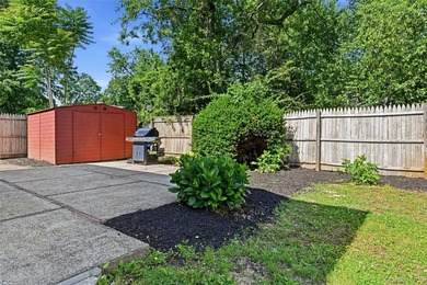 Welcome to this beautiful freshly painted, 5-bedroom, 2 bath - photo 21