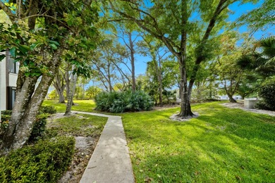 Tastefully updated 1BR/1BA condo in the gated community of Pine - photo 25