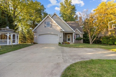 Lake Home For Sale in Huron, Ohio