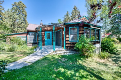 Bitterroot River Home For Sale in Hamilton Montana
