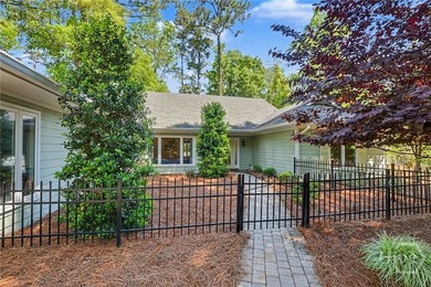 Welcome to 2 Brooks Lane in The Landings, a golf course - photo 4