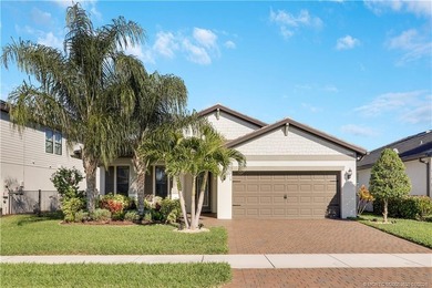(private lake, pond, coastal) Home Sale Pending in Port Saint Lucie Florida
