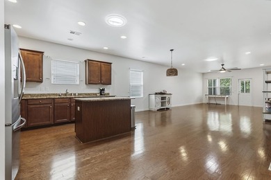 Welcome to 2813 Eton Street in the highly sought-after Berkshire - photo 14